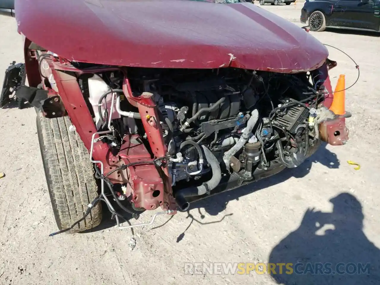 9 Photograph of a damaged car 2T3H1RFV3KW055502 TOYOTA RAV4 2019