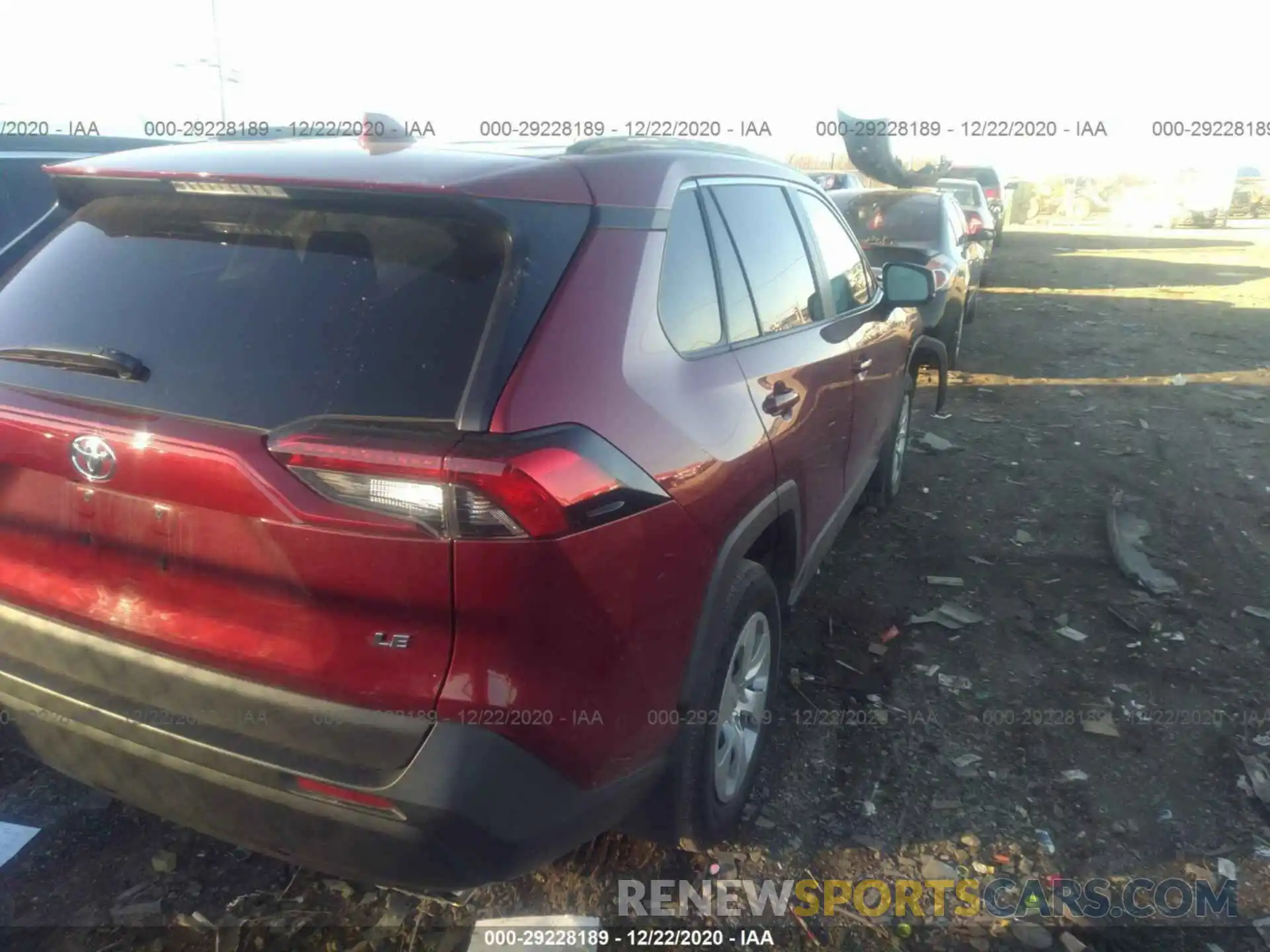 4 Фотография поврежденного автомобиля 2T3H1RFV3KW057024 TOYOTA RAV4 2019