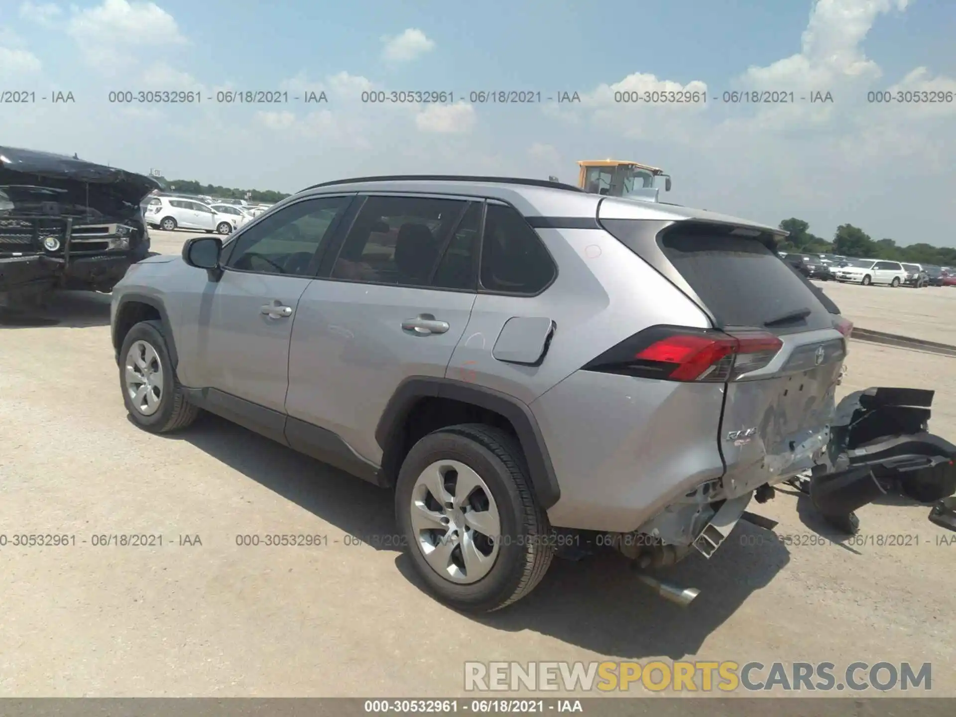 3 Photograph of a damaged car 2T3H1RFV4KC001711 TOYOTA RAV4 2019