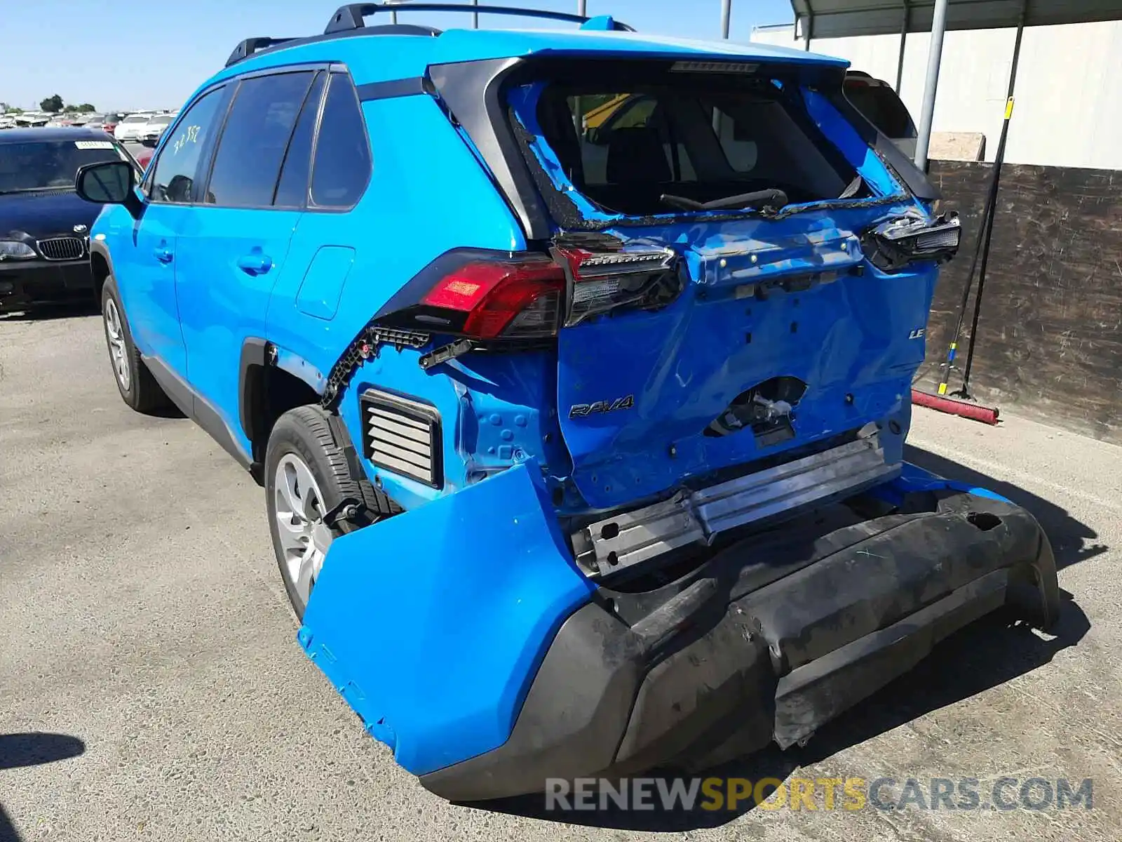 3 Photograph of a damaged car 2T3H1RFV4KC003586 TOYOTA RAV4 2019