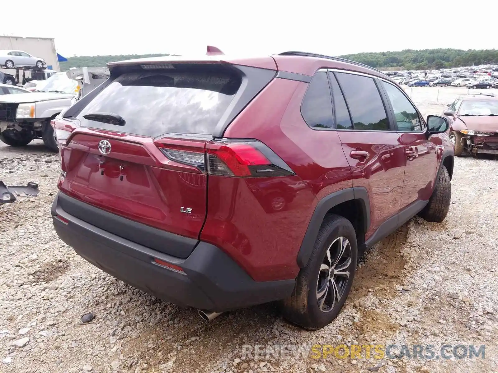 4 Photograph of a damaged car 2T3H1RFV4KC007198 TOYOTA RAV4 2019