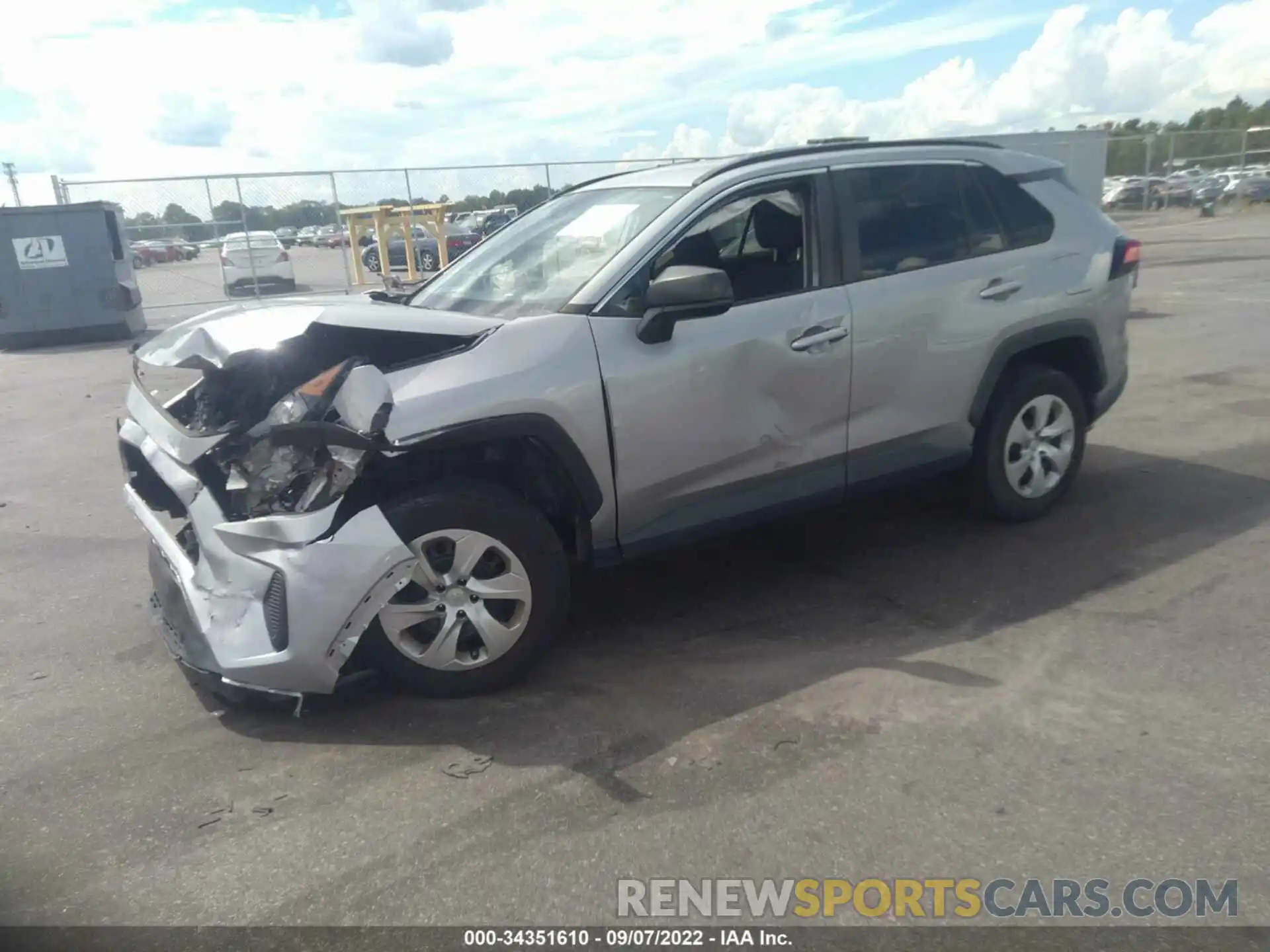 2 Photograph of a damaged car 2T3H1RFV4KC007492 TOYOTA RAV4 2019