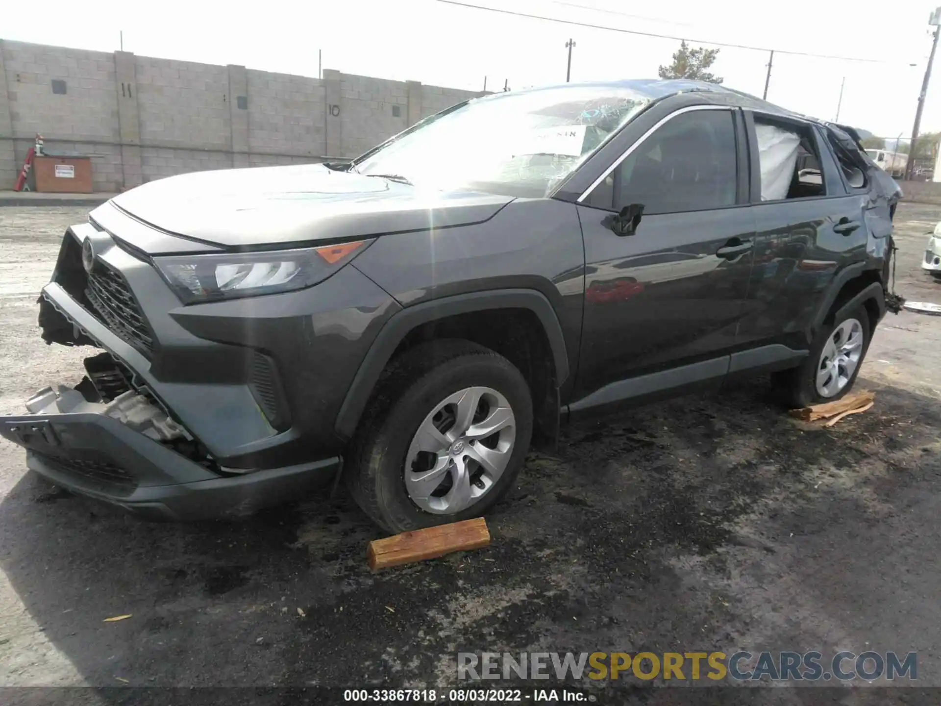 2 Photograph of a damaged car 2T3H1RFV4KC007959 TOYOTA RAV4 2019