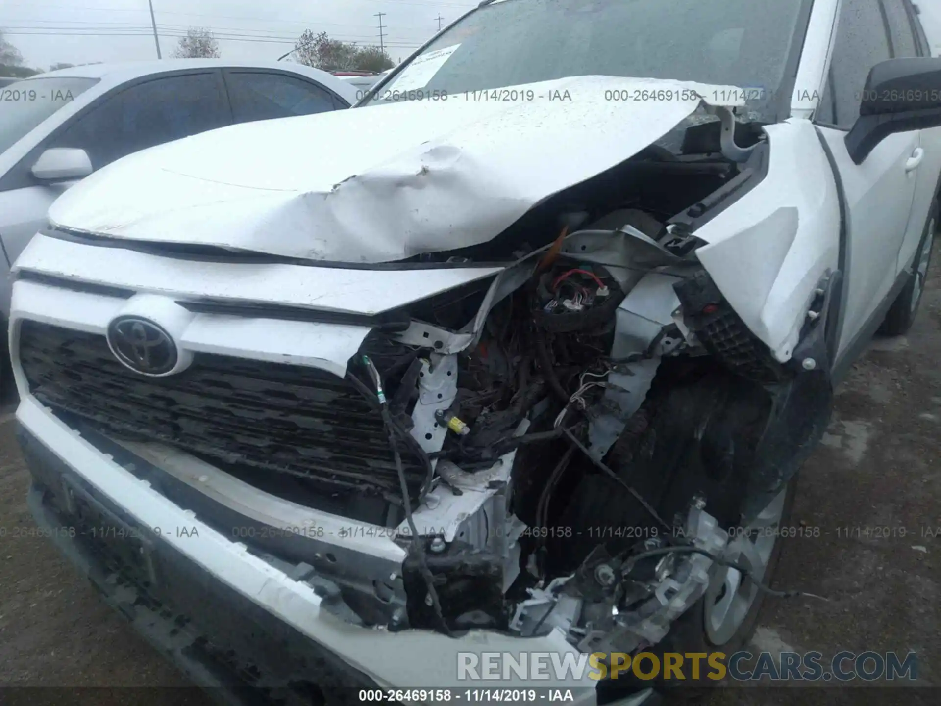 6 Photograph of a damaged car 2T3H1RFV4KC022283 TOYOTA RAV4 2019