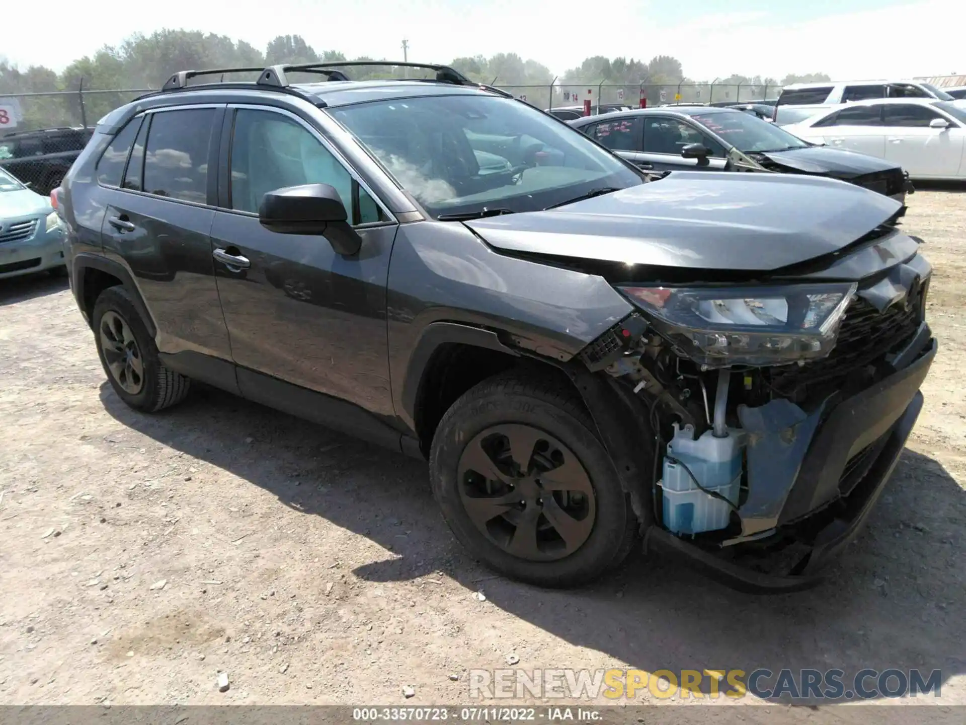 1 Photograph of a damaged car 2T3H1RFV4KC029508 TOYOTA RAV4 2019