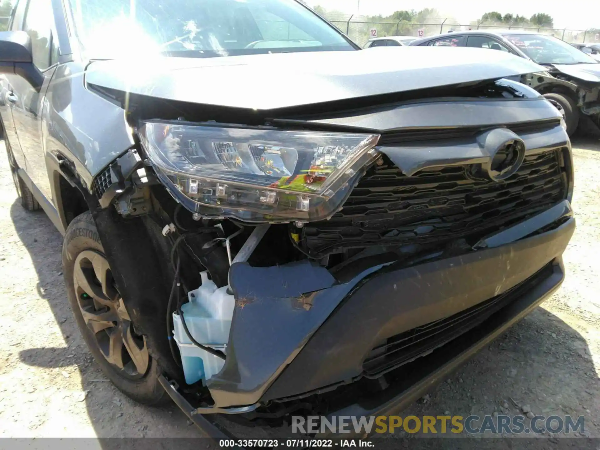 6 Фотография поврежденного автомобиля 2T3H1RFV4KC029508 TOYOTA RAV4 2019