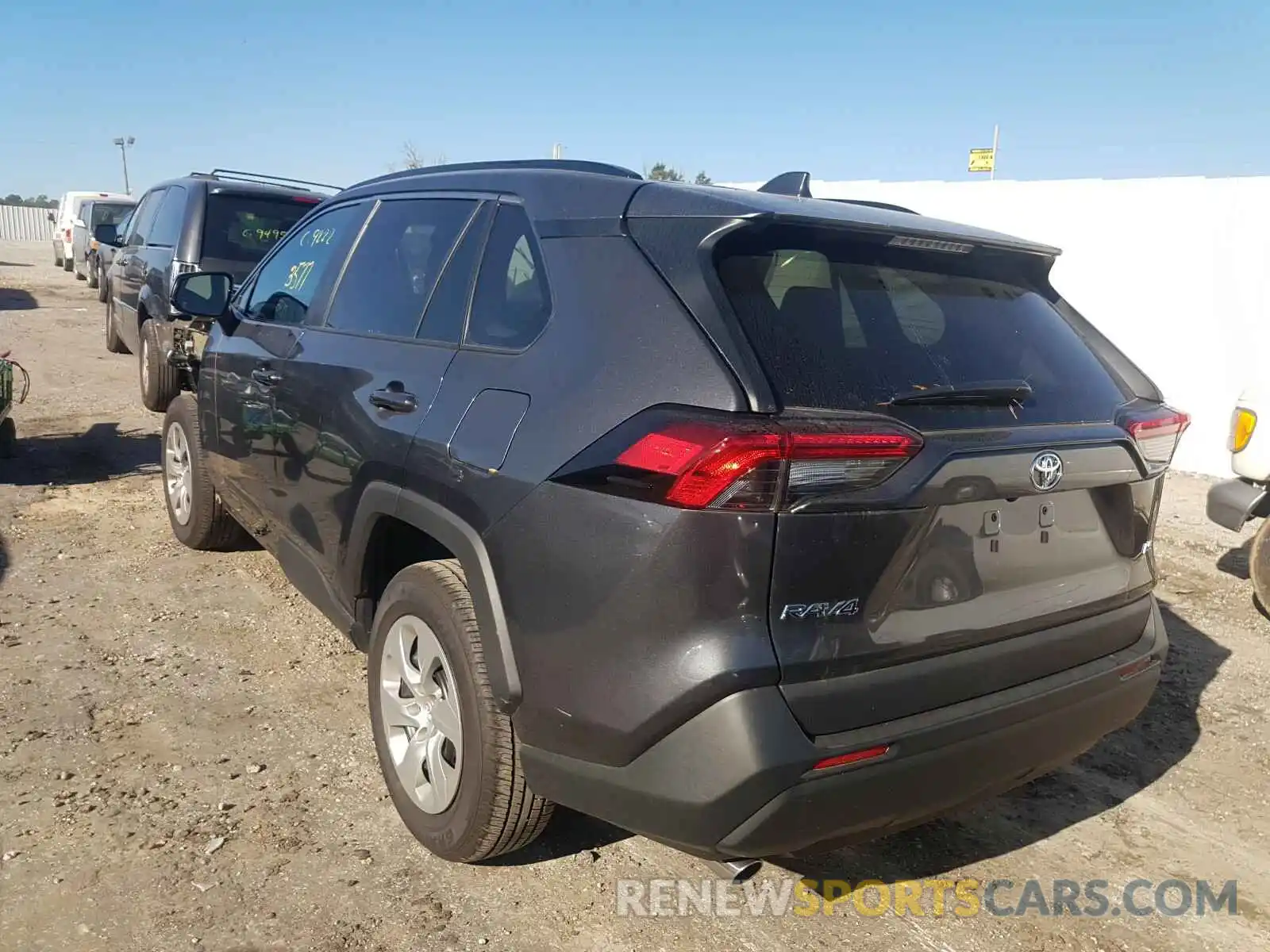 3 Photograph of a damaged car 2T3H1RFV4KC032165 TOYOTA RAV4 2019