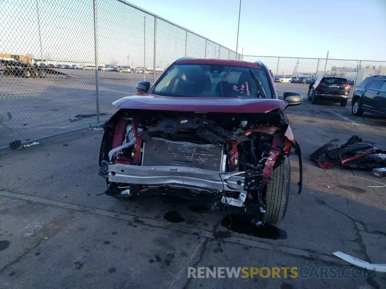 9 Photograph of a damaged car 2T3H1RFV4KW008074 TOYOTA RAV4 2019