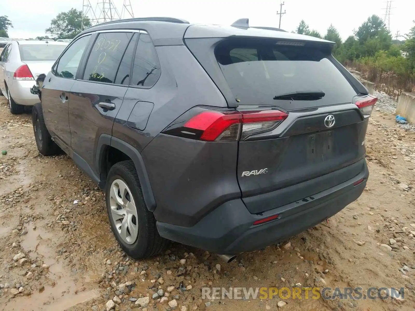 3 Photograph of a damaged car 2T3H1RFV4KW010911 TOYOTA RAV4 2019