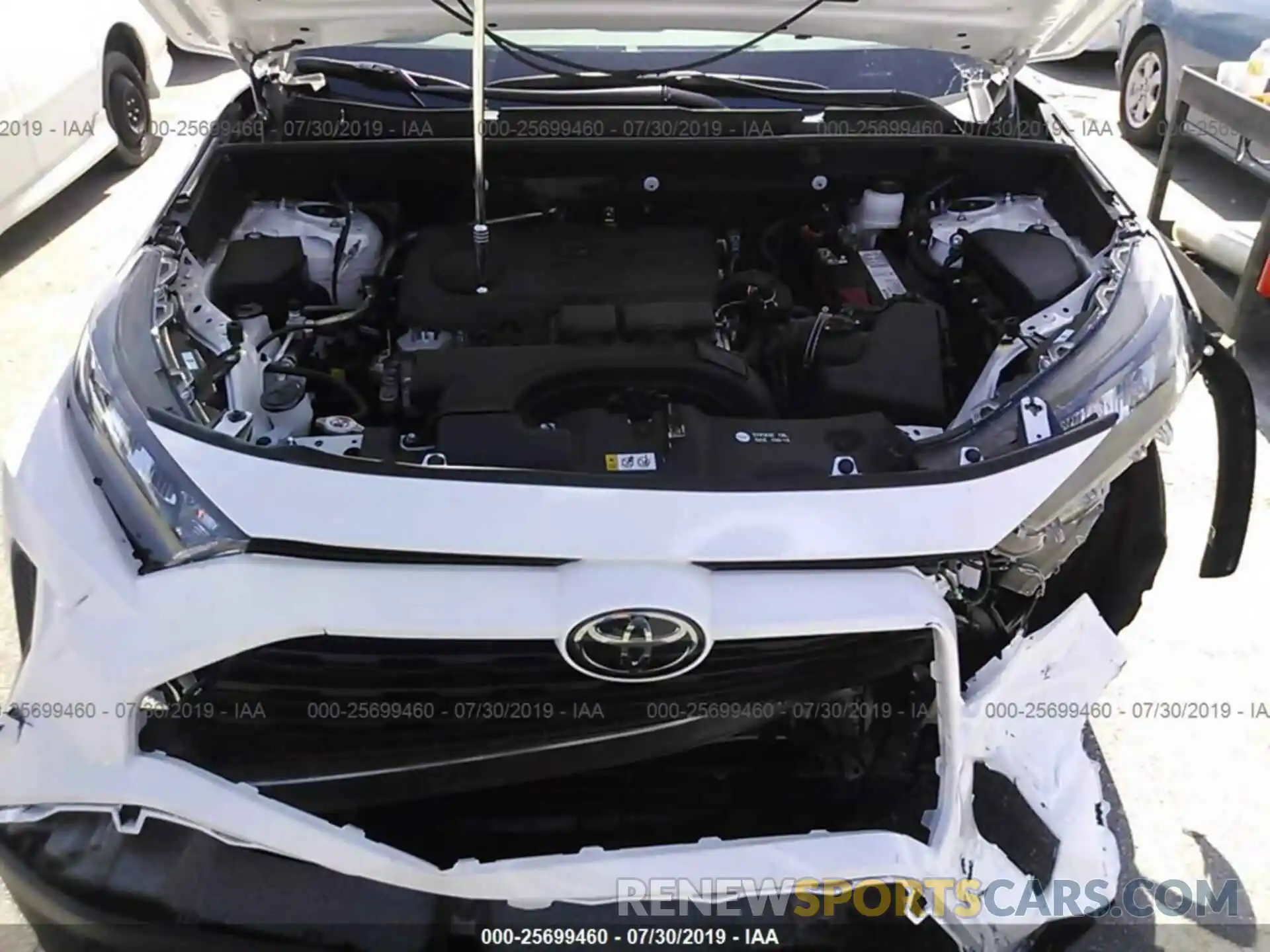 10 Фотография поврежденного автомобиля 2T3H1RFV4KW017213 TOYOTA RAV4 2019