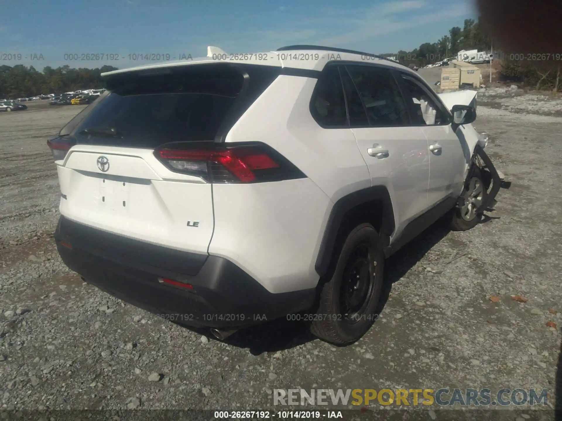 4 Photograph of a damaged car 2T3H1RFV4KW019155 TOYOTA RAV4 2019