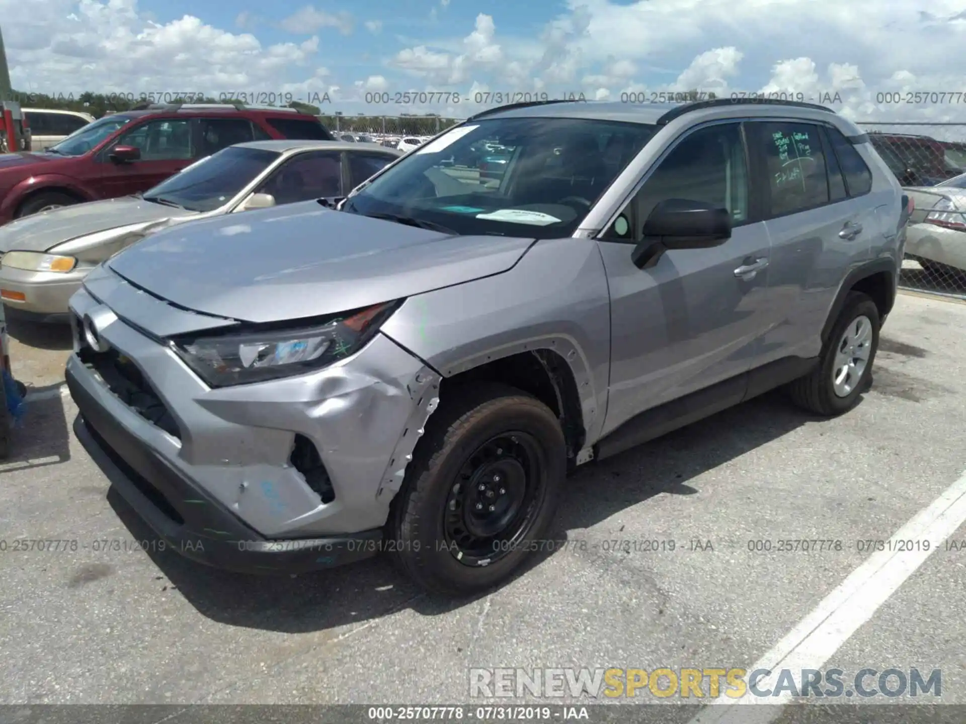 2 Фотография поврежденного автомобиля 2T3H1RFV4KW024484 TOYOTA RAV4 2019