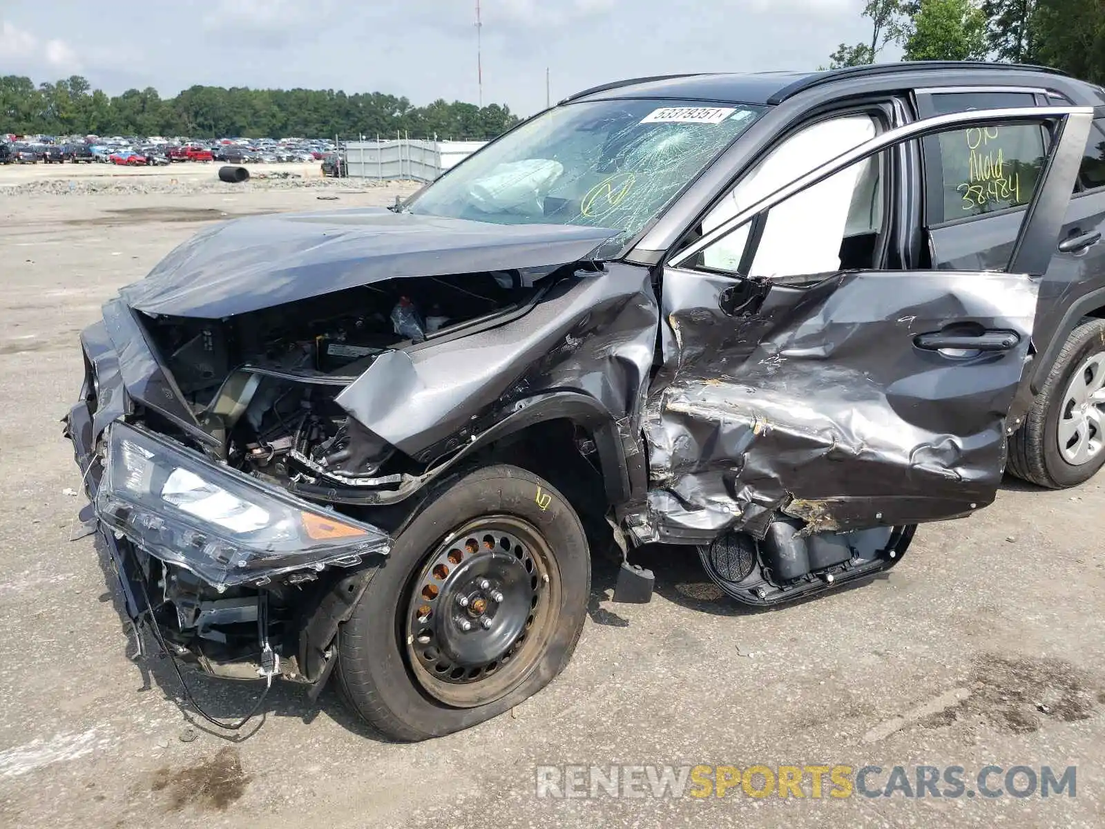 9 Photograph of a damaged car 2T3H1RFV4KW035226 TOYOTA RAV4 2019