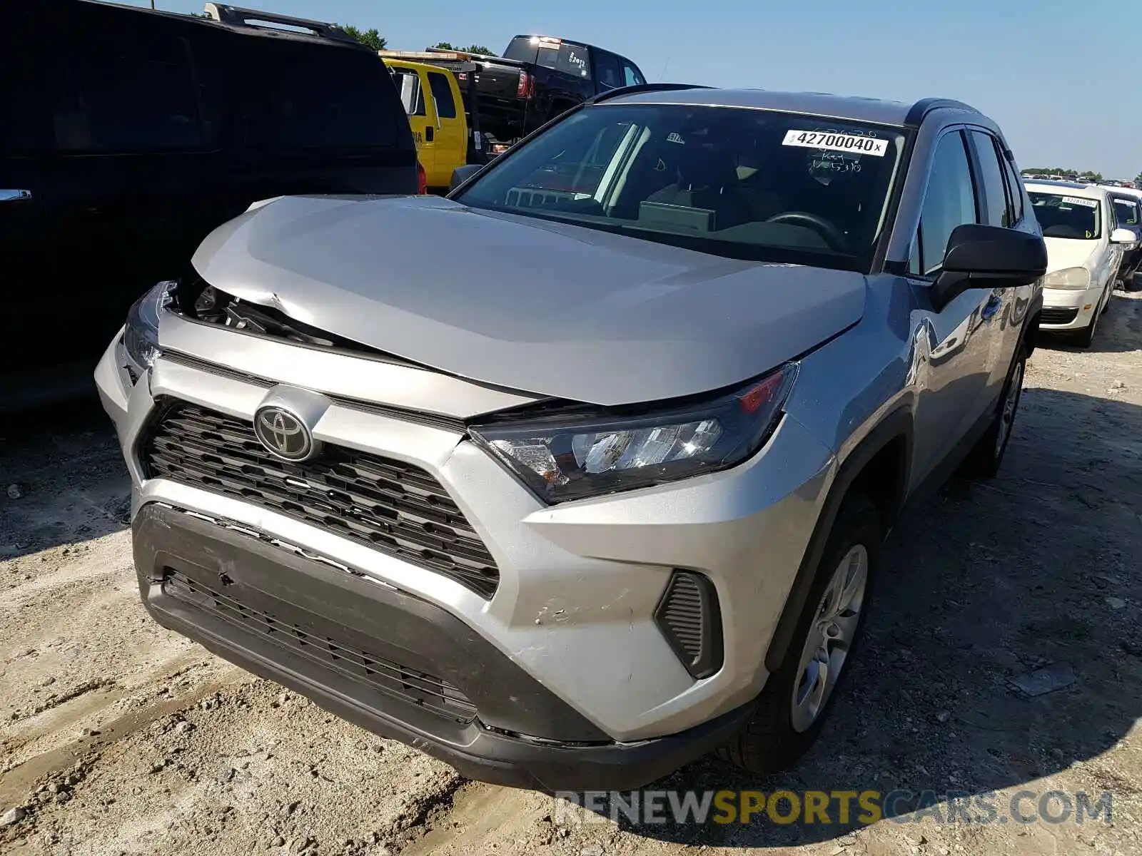 2 Photograph of a damaged car 2T3H1RFV4KW035310 TOYOTA RAV4 2019