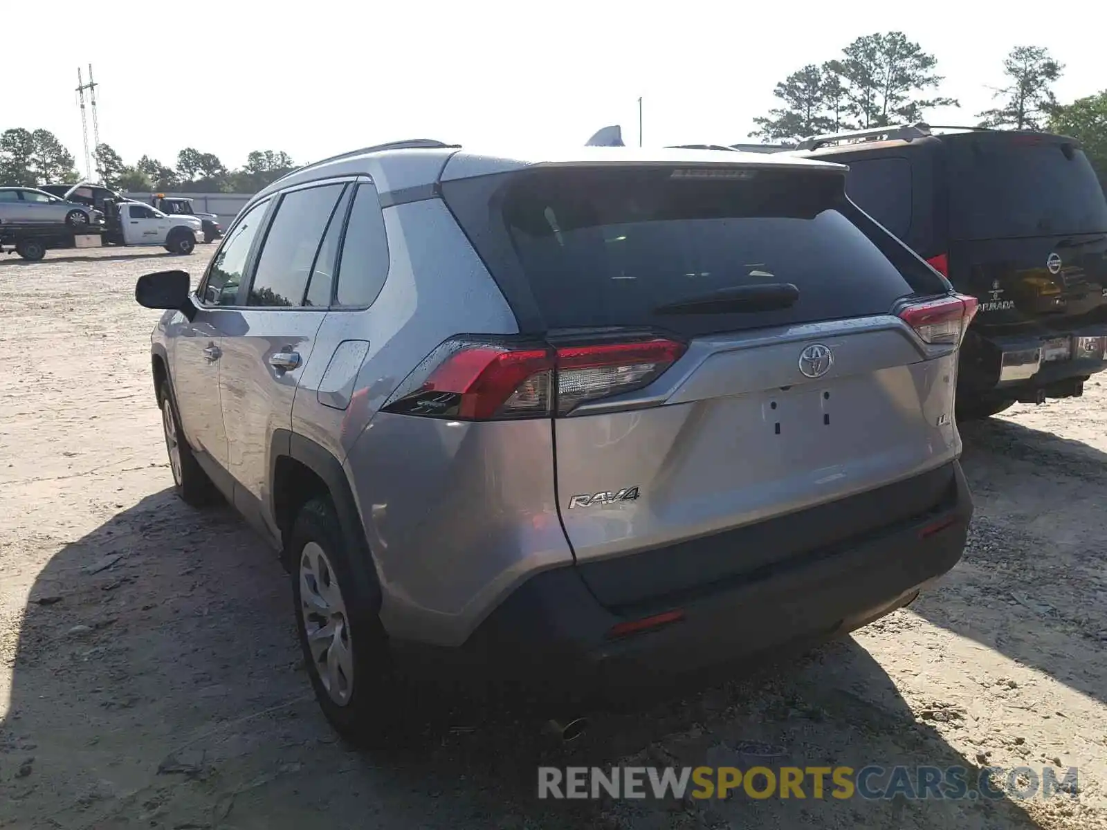 3 Photograph of a damaged car 2T3H1RFV4KW035310 TOYOTA RAV4 2019