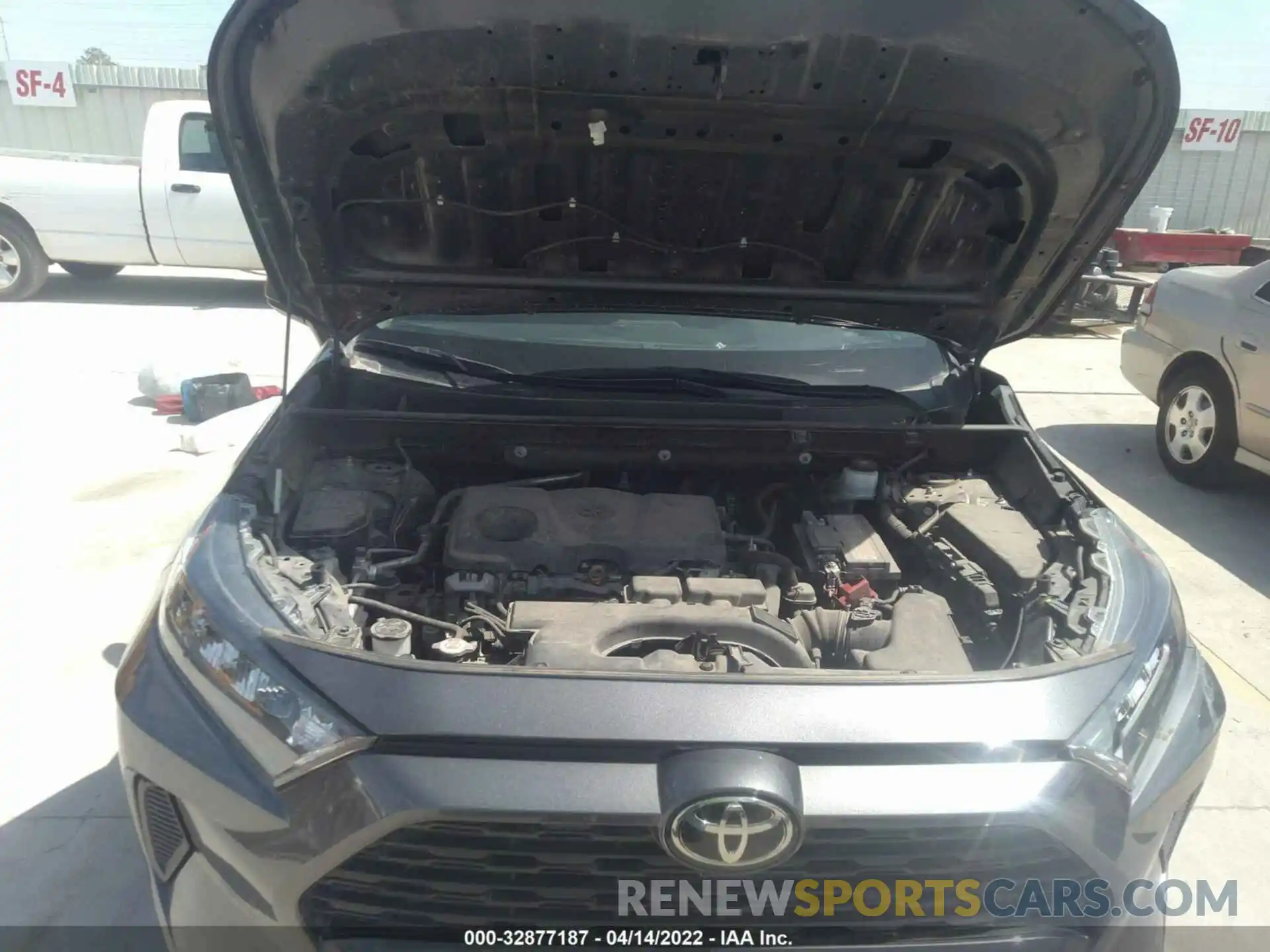 10 Фотография поврежденного автомобиля 2T3H1RFV4KW036361 TOYOTA RAV4 2019