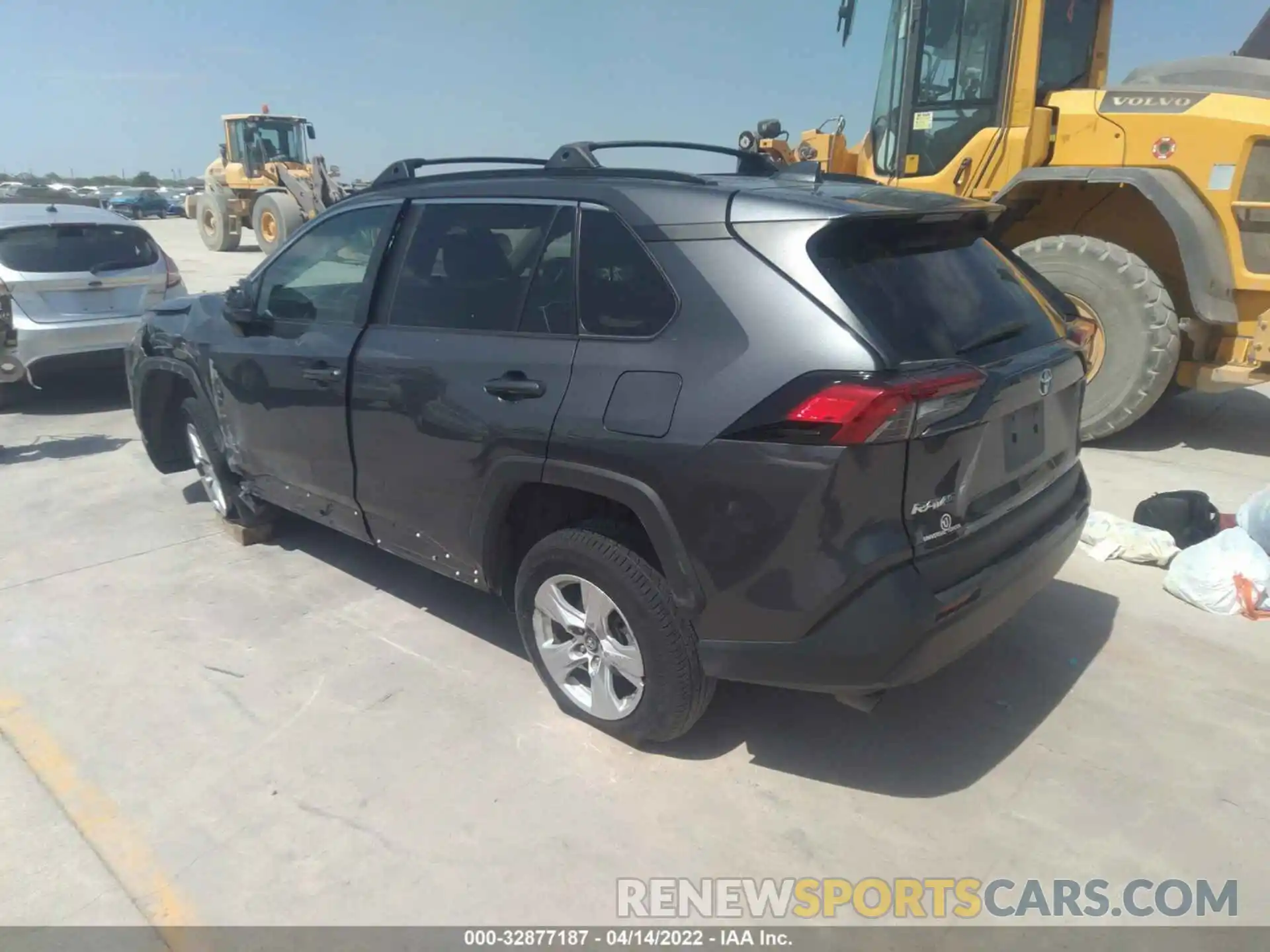 3 Фотография поврежденного автомобиля 2T3H1RFV4KW036361 TOYOTA RAV4 2019