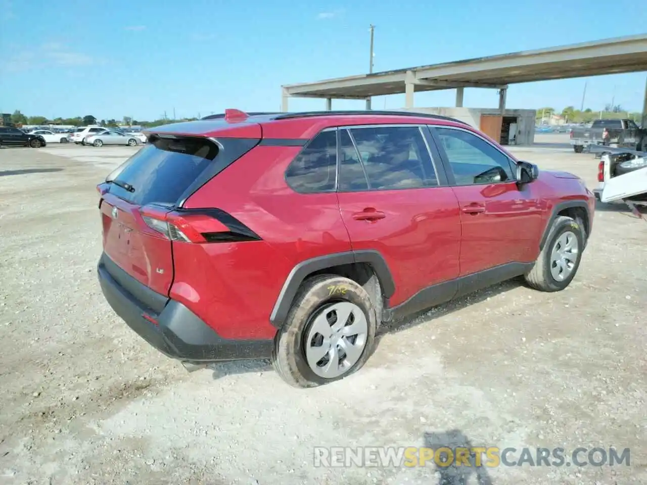 4 Photograph of a damaged car 2T3H1RFV4KW039342 TOYOTA RAV4 2019