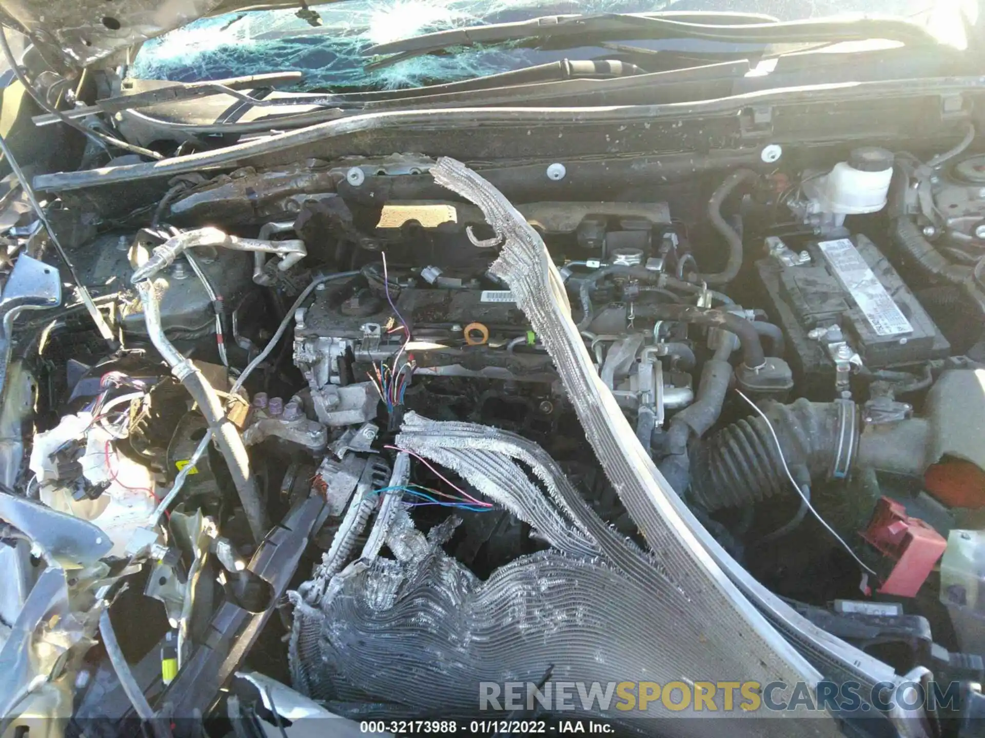 10 Photograph of a damaged car 2T3H1RFV4KW043956 TOYOTA RAV4 2019