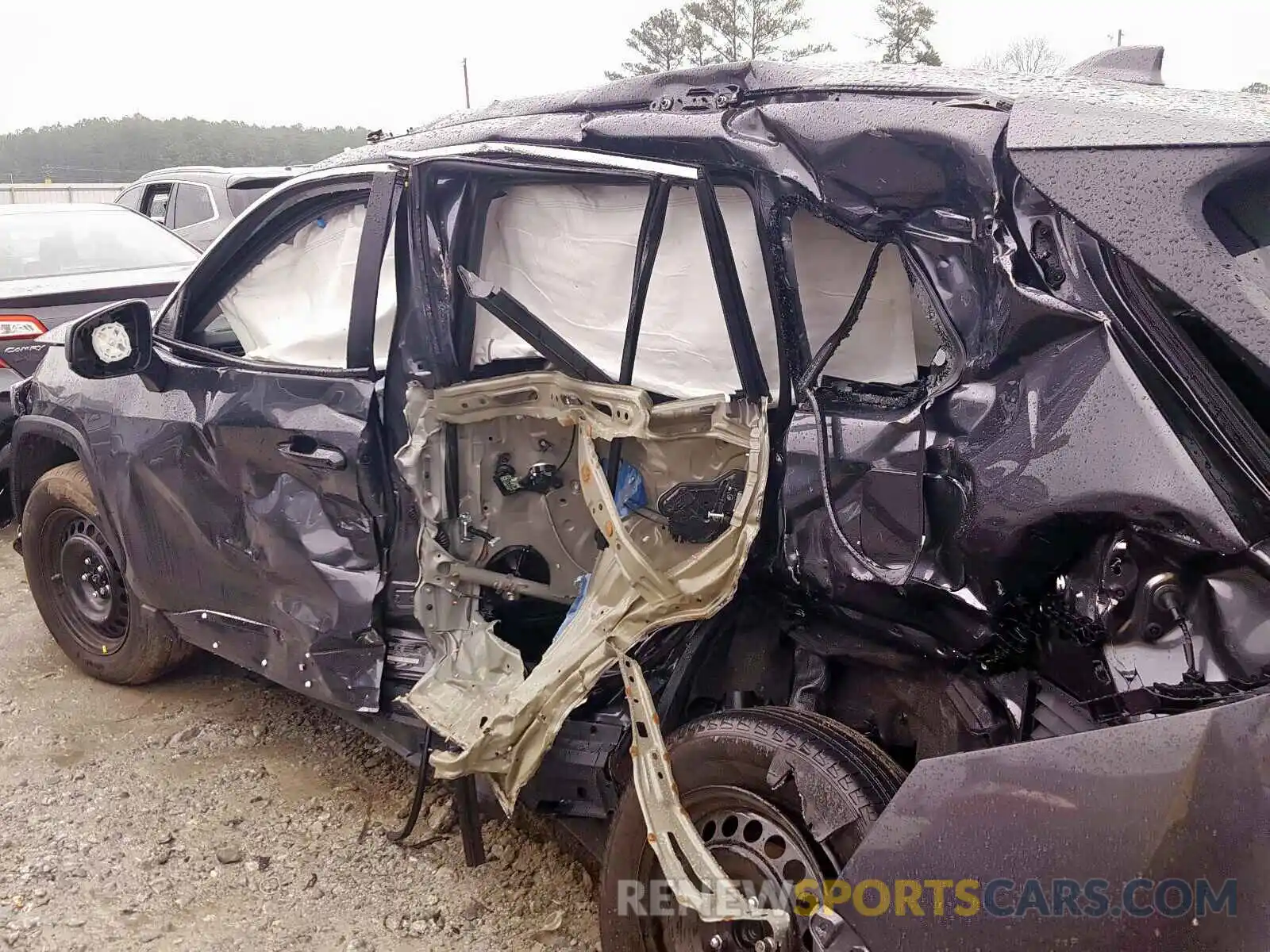 9 Photograph of a damaged car 2T3H1RFV4KW044184 TOYOTA RAV4 2019