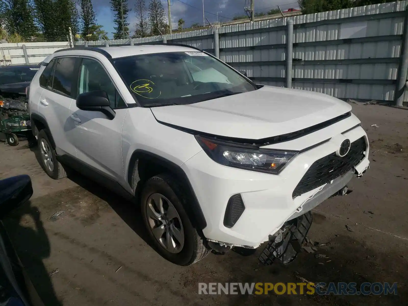 1 Фотография поврежденного автомобиля 2T3H1RFV4KW048509 TOYOTA RAV4 2019