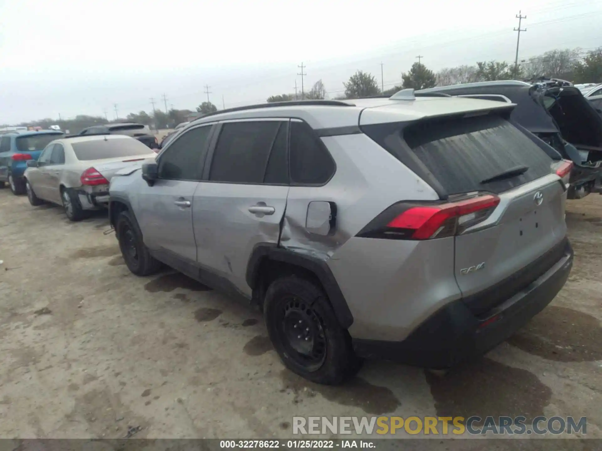 3 Фотография поврежденного автомобиля 2T3H1RFV4KW052950 TOYOTA RAV4 2019