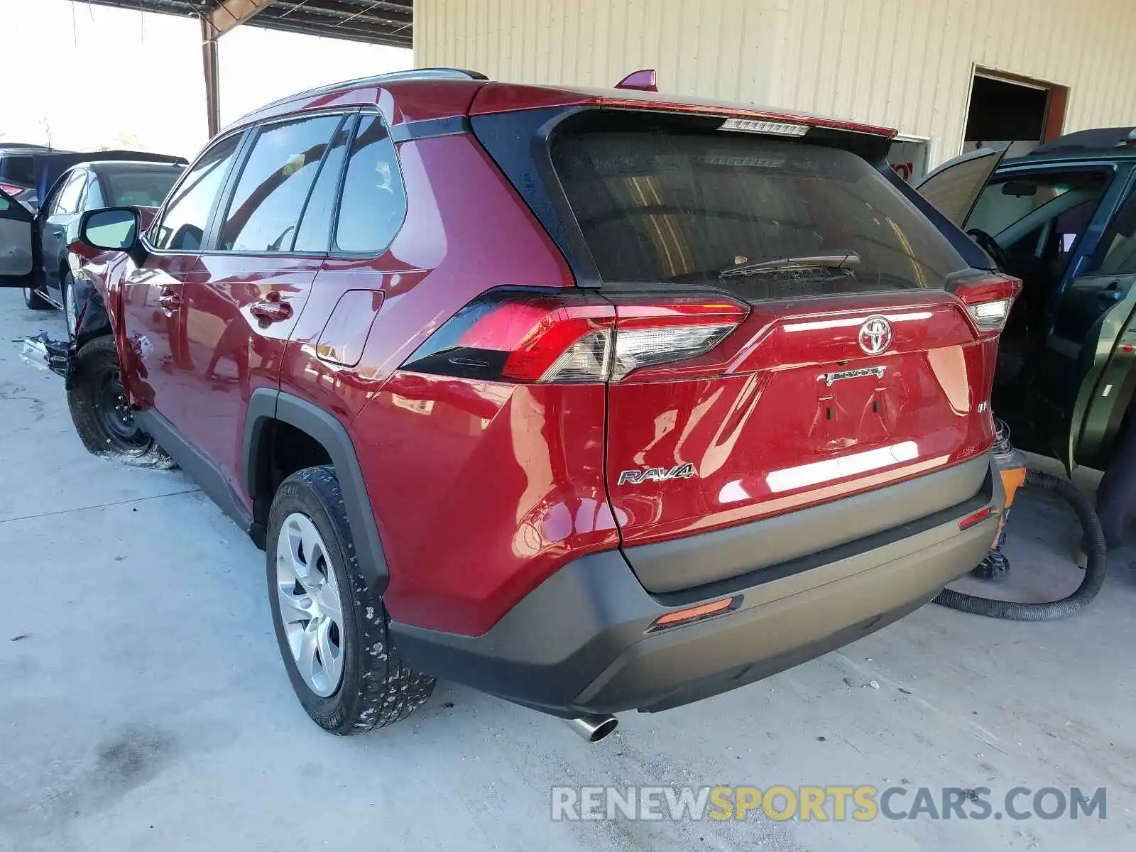 3 Photograph of a damaged car 2T3H1RFV4KW054665 TOYOTA RAV4 2019