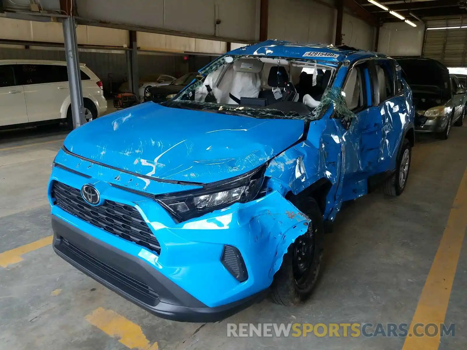 2 Photograph of a damaged car 2T3H1RFV5KC009218 TOYOTA RAV4 2019