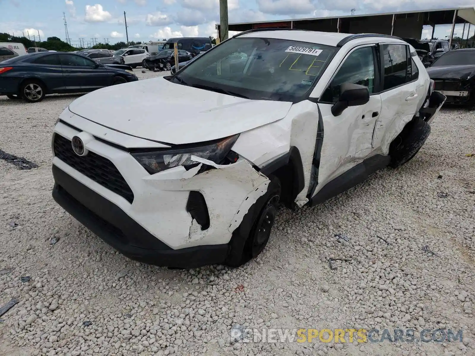 2 Photograph of a damaged car 2T3H1RFV5KC011230 TOYOTA RAV4 2019