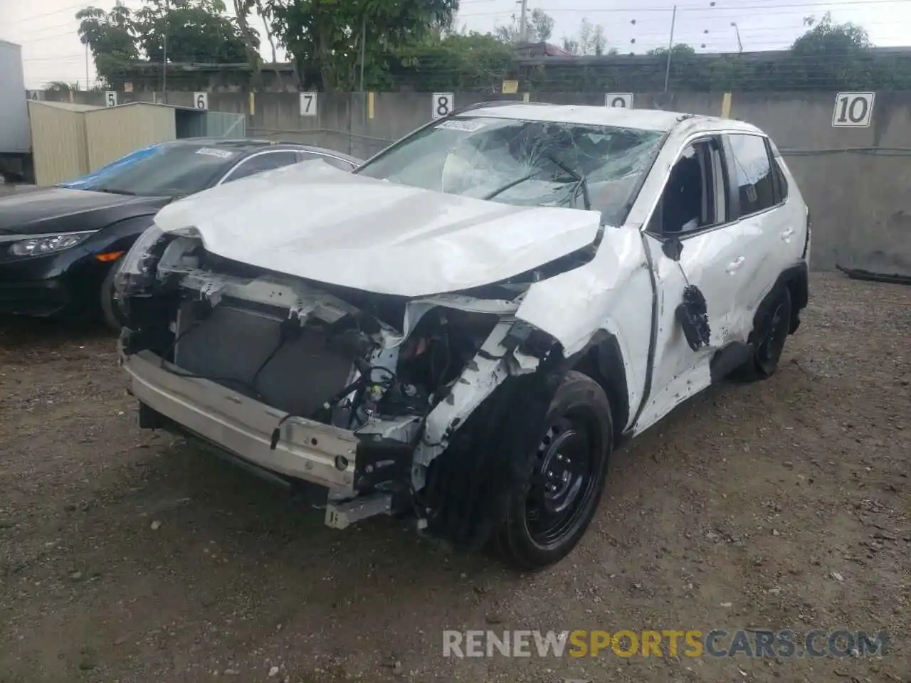 2 Photograph of a damaged car 2T3H1RFV5KC018033 TOYOTA RAV4 2019