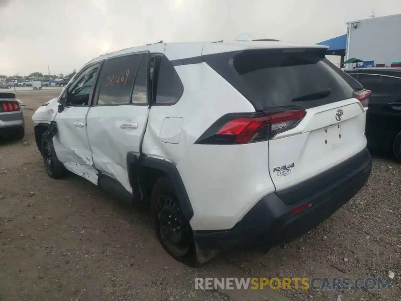 3 Photograph of a damaged car 2T3H1RFV5KC018033 TOYOTA RAV4 2019