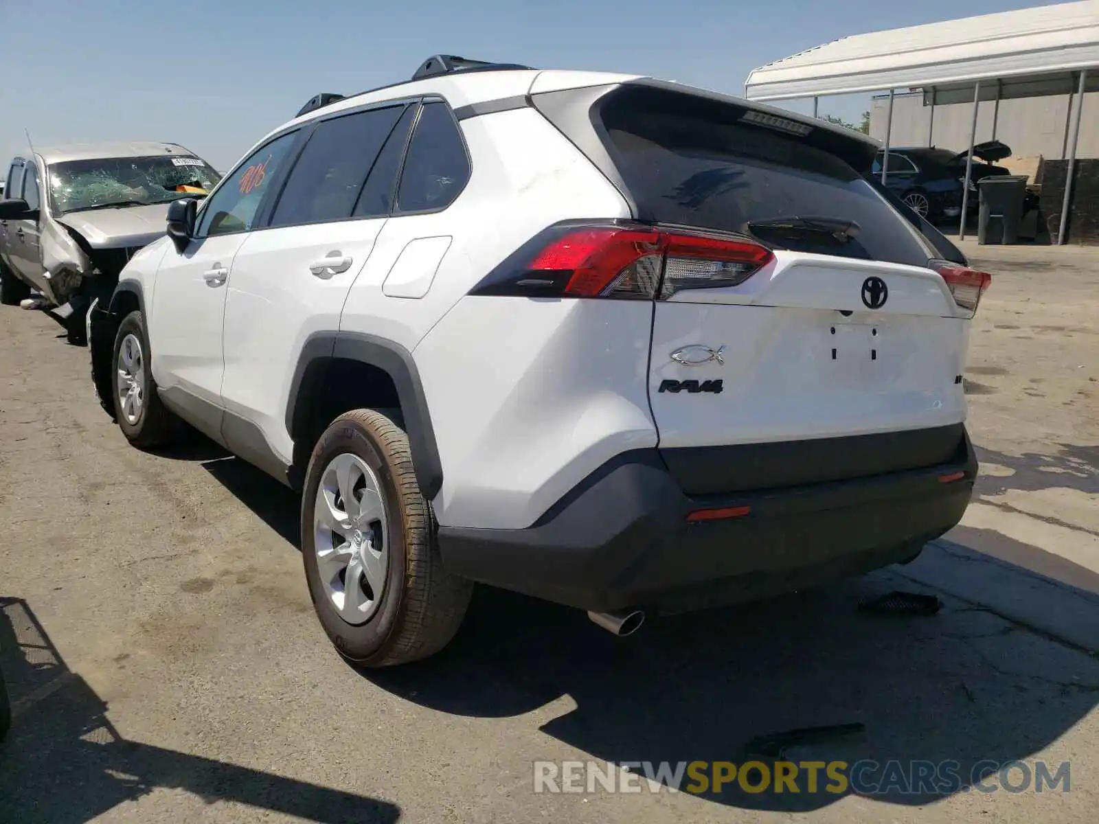 3 Фотография поврежденного автомобиля 2T3H1RFV5KC020574 TOYOTA RAV4 2019