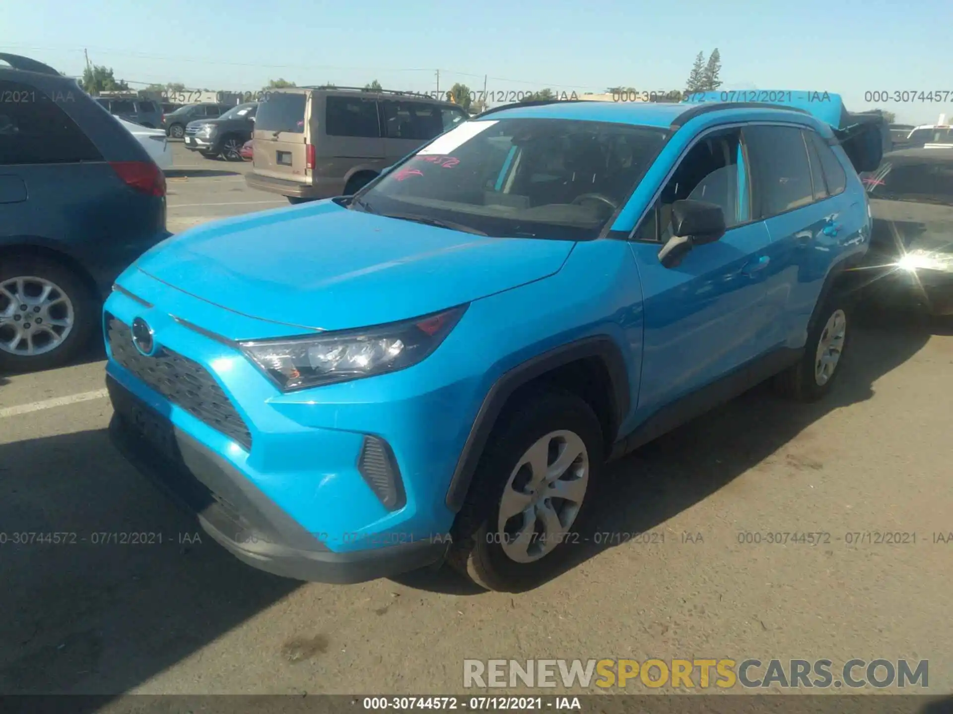 2 Photograph of a damaged car 2T3H1RFV5KC022177 TOYOTA RAV4 2019