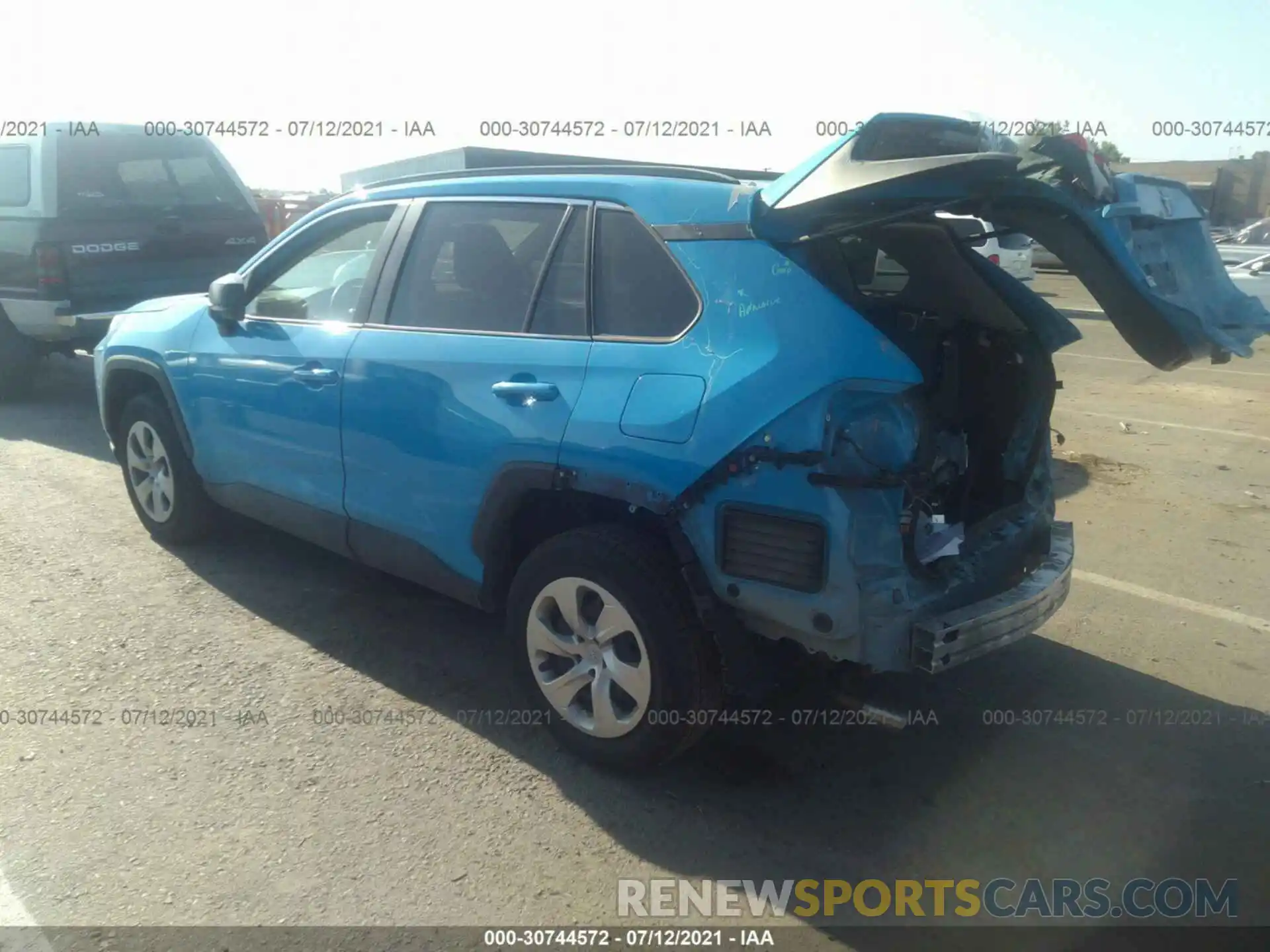 3 Фотография поврежденного автомобиля 2T3H1RFV5KC022177 TOYOTA RAV4 2019