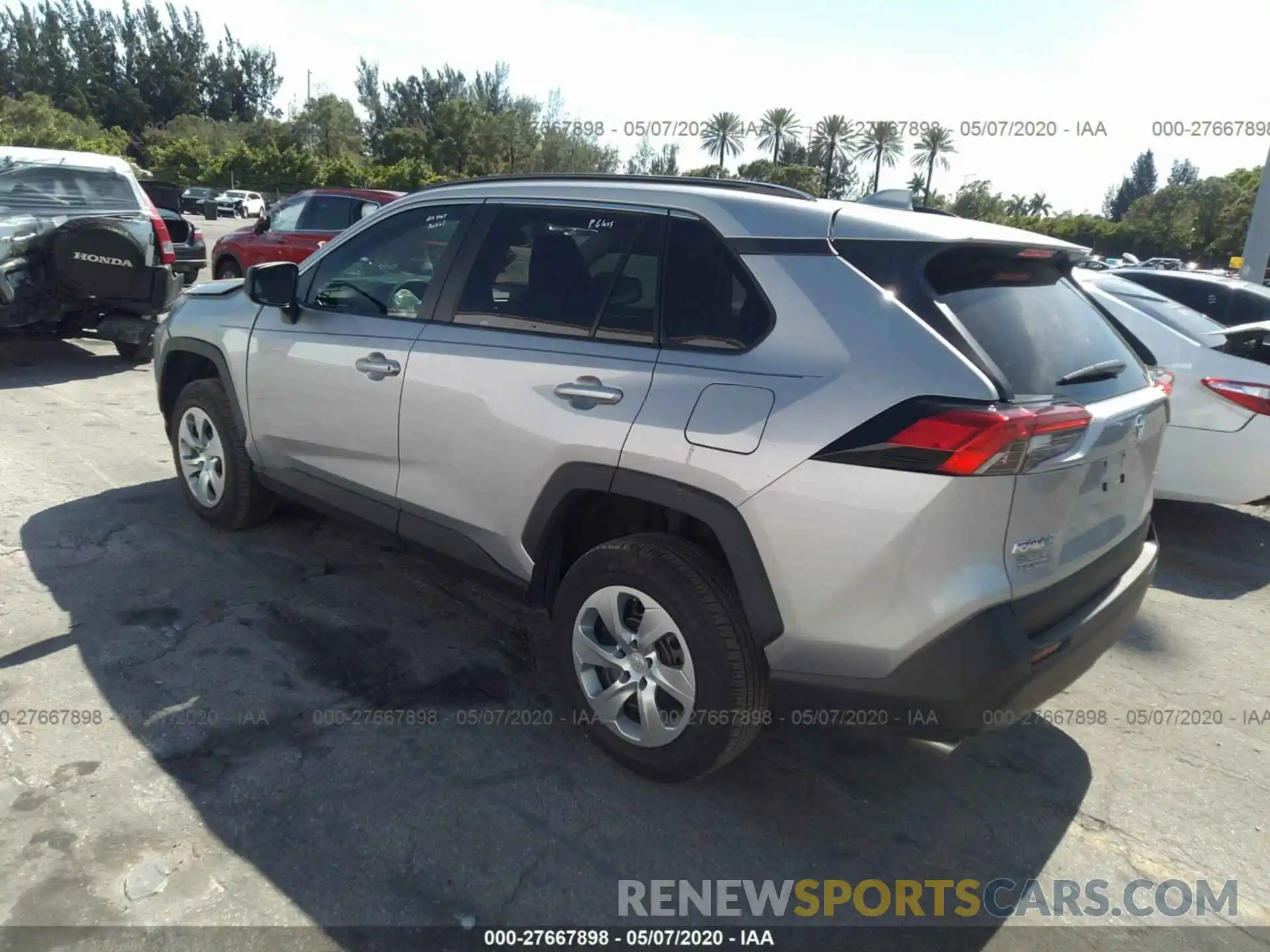 3 Photograph of a damaged car 2T3H1RFV5KC027119 TOYOTA RAV4 2019