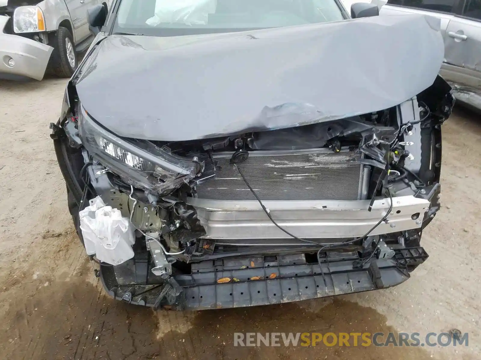 9 Photograph of a damaged car 2T3H1RFV5KC029064 TOYOTA RAV4 2019