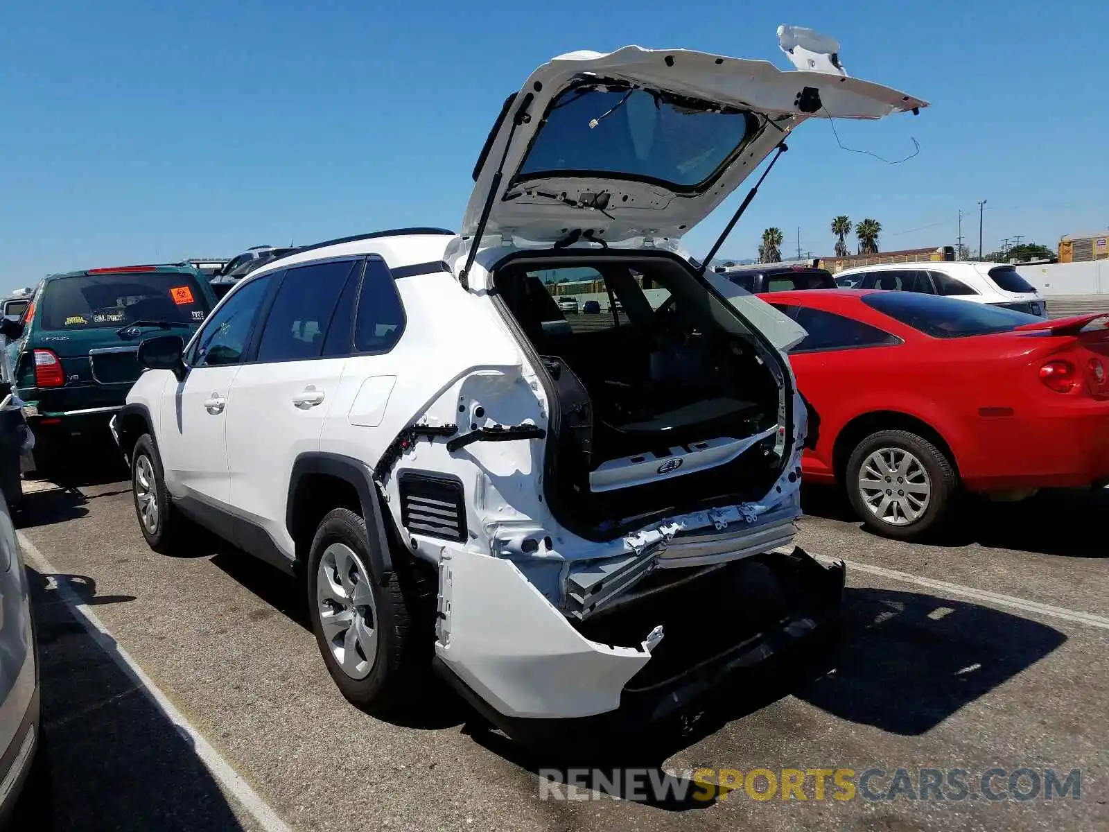 3 Photograph of a damaged car 2T3H1RFV5KC031199 TOYOTA RAV4 2019