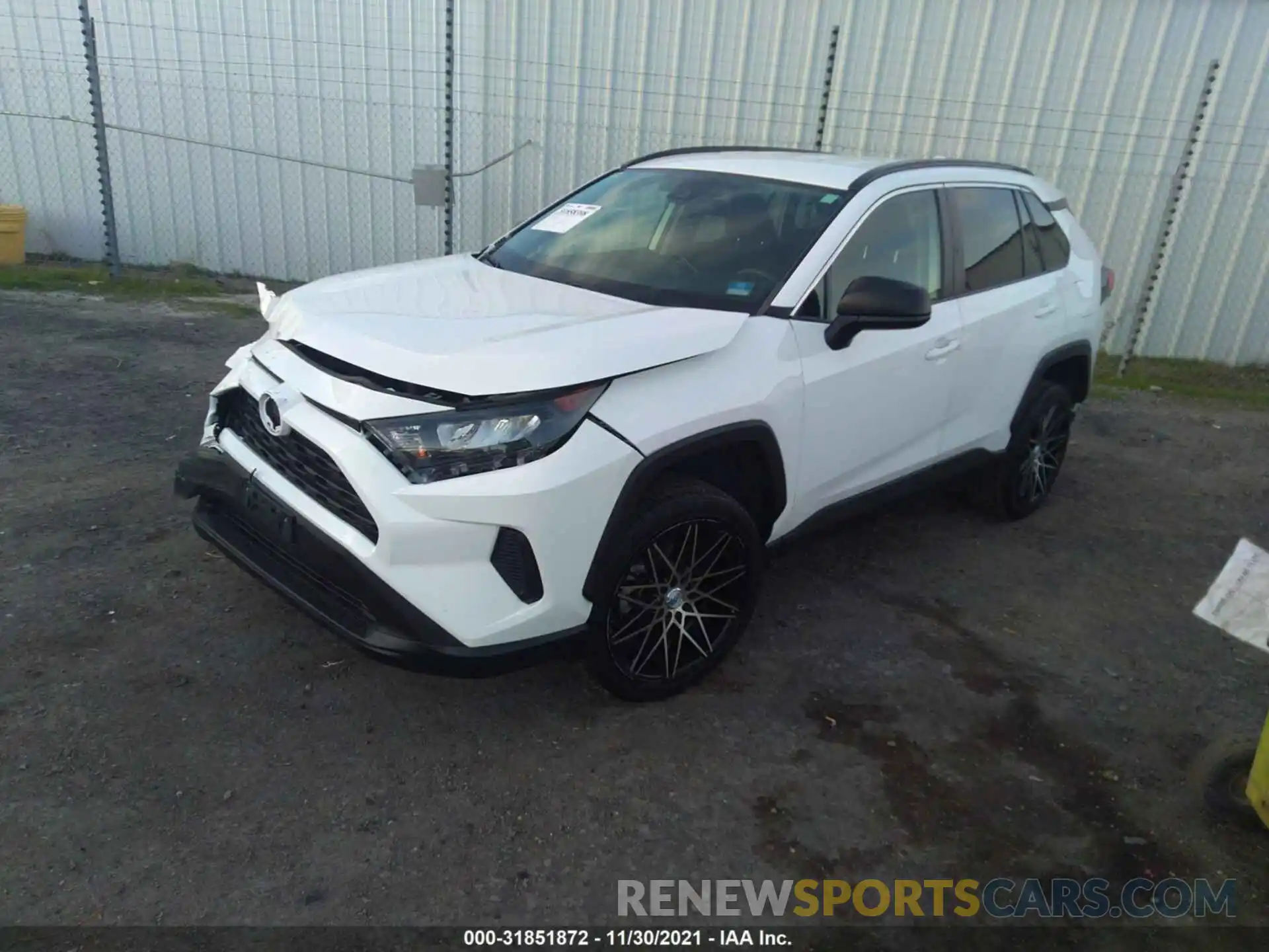 2 Фотография поврежденного автомобиля 2T3H1RFV5KW010433 TOYOTA RAV4 2019