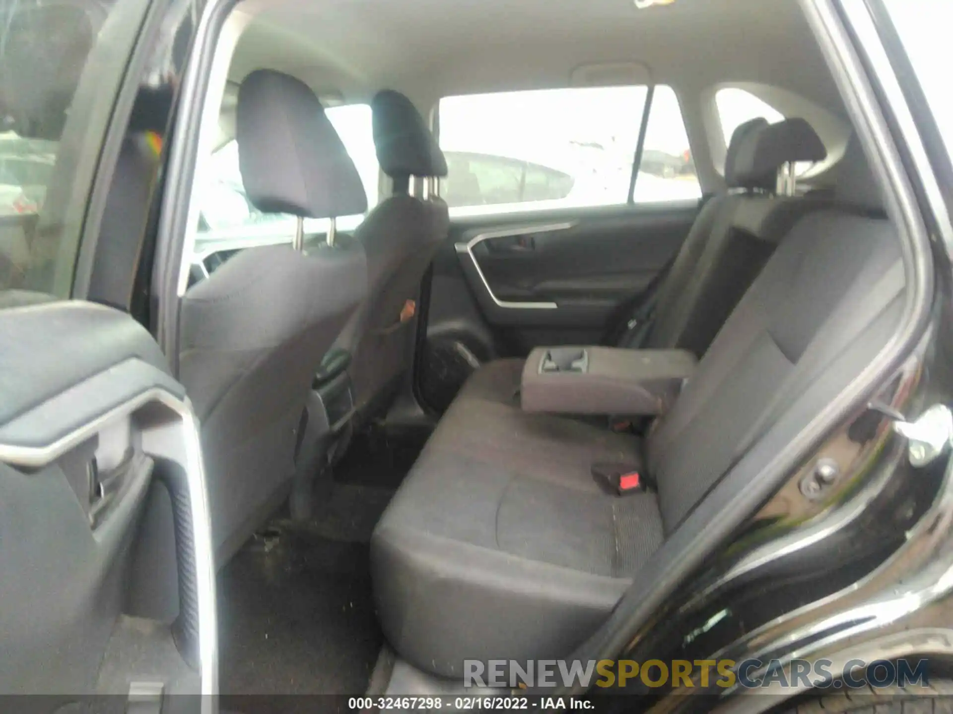 8 Фотография поврежденного автомобиля 2T3H1RFV5KW013106 TOYOTA RAV4 2019