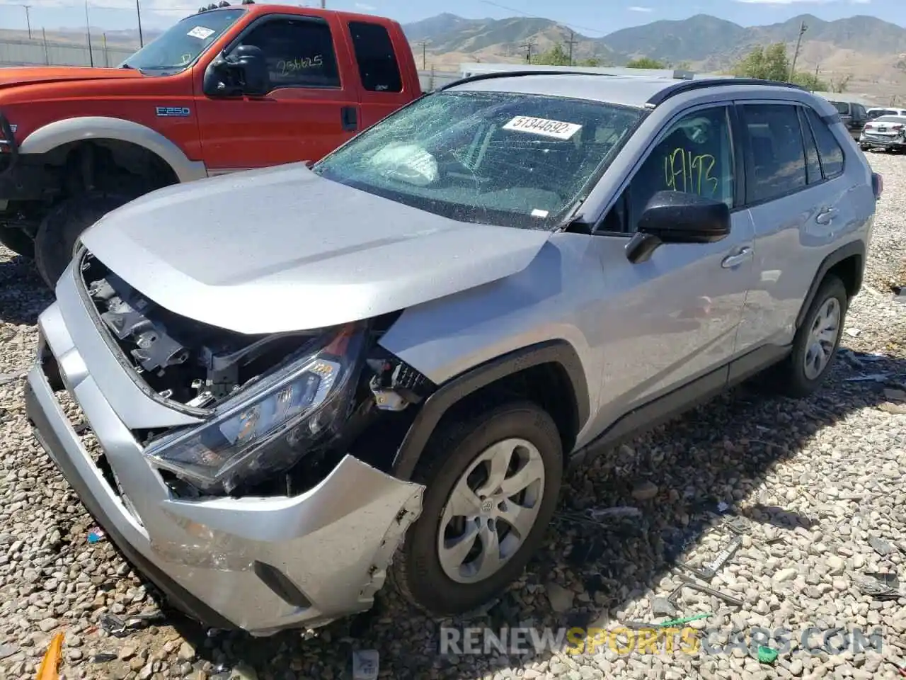 2 Photograph of a damaged car 2T3H1RFV5KW013896 TOYOTA RAV4 2019