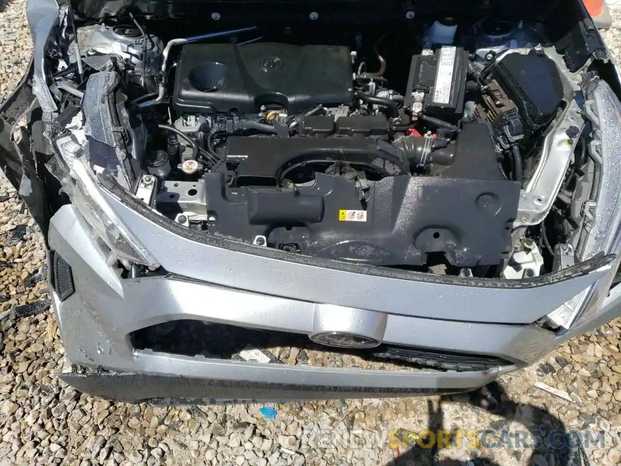 7 Photograph of a damaged car 2T3H1RFV5KW013896 TOYOTA RAV4 2019