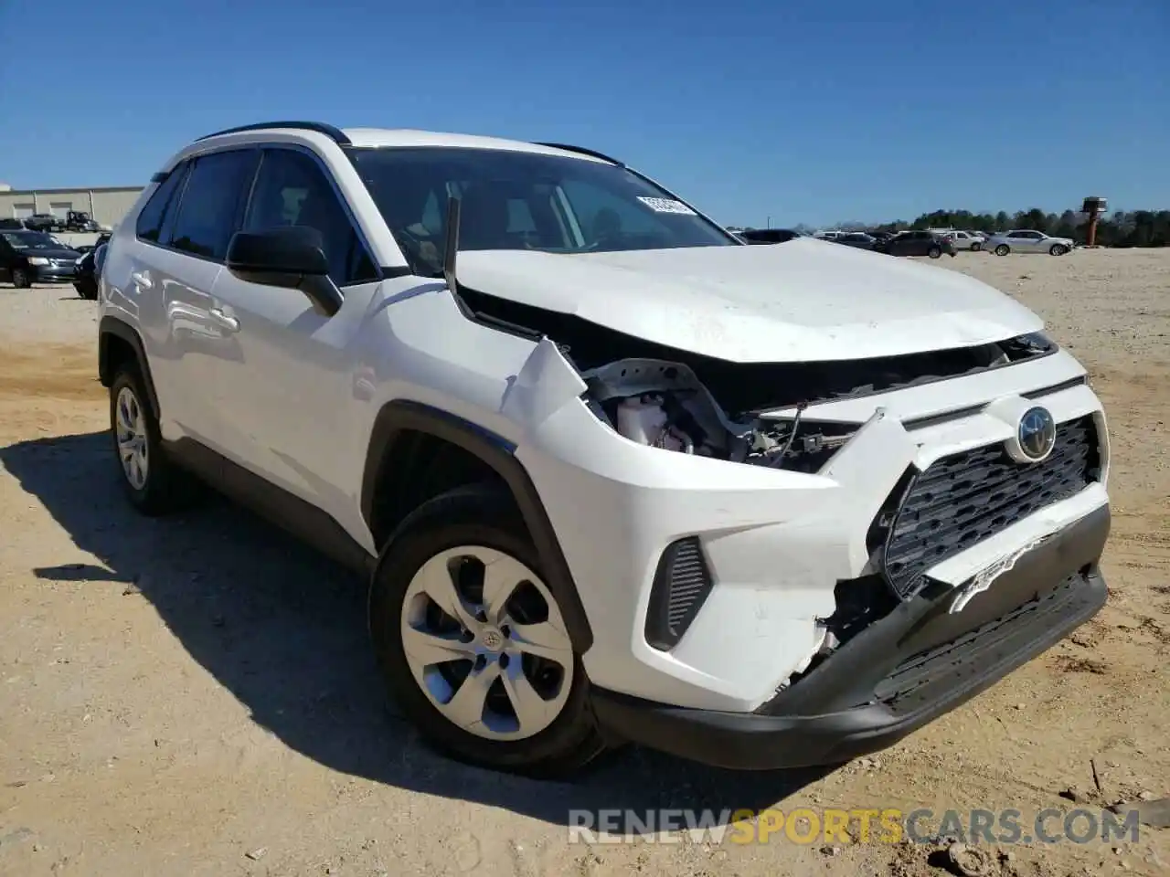 1 Photograph of a damaged car 2T3H1RFV5KW016653 TOYOTA RAV4 2019