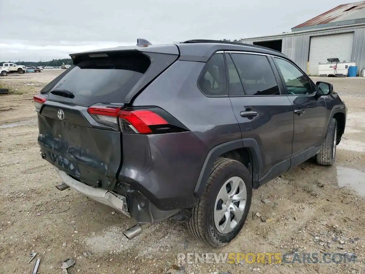 4 Photograph of a damaged car 2T3H1RFV5KW016913 TOYOTA RAV4 2019