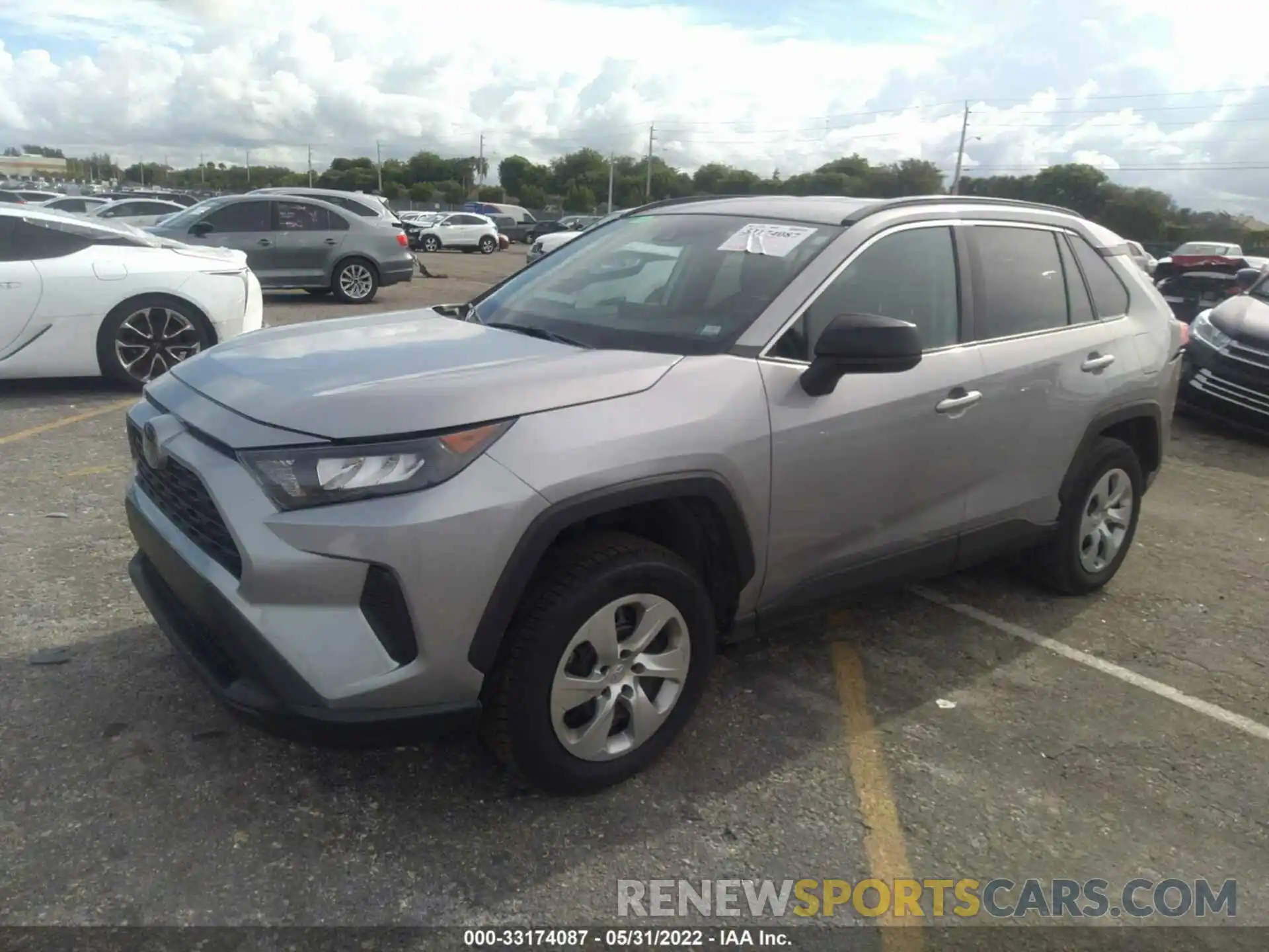 2 Photograph of a damaged car 2T3H1RFV5KW025448 TOYOTA RAV4 2019