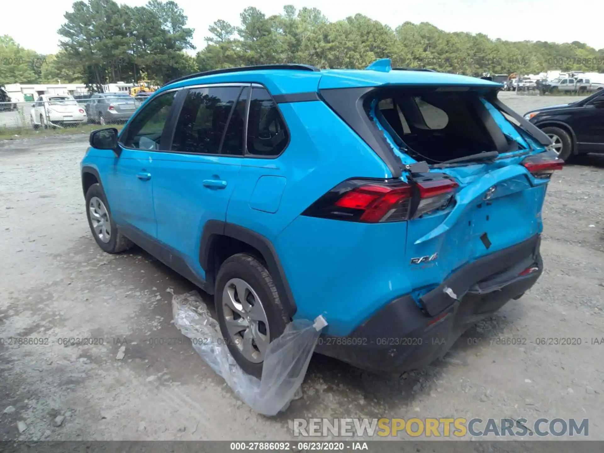 3 Фотография поврежденного автомобиля 2T3H1RFV5KW033811 TOYOTA RAV4 2019