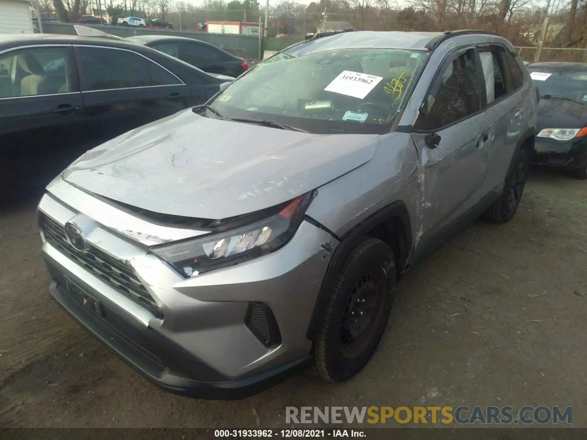 2 Photograph of a damaged car 2T3H1RFV5KW036501 TOYOTA RAV4 2019