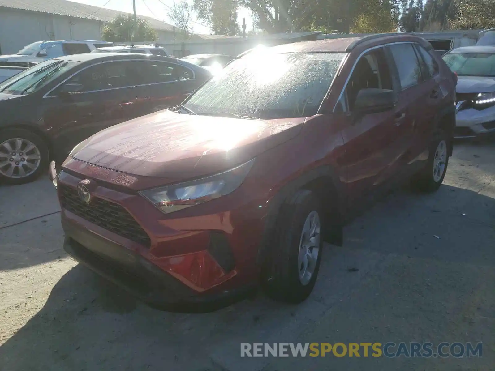 2 Photograph of a damaged car 2T3H1RFV5KW040709 TOYOTA RAV4 2019