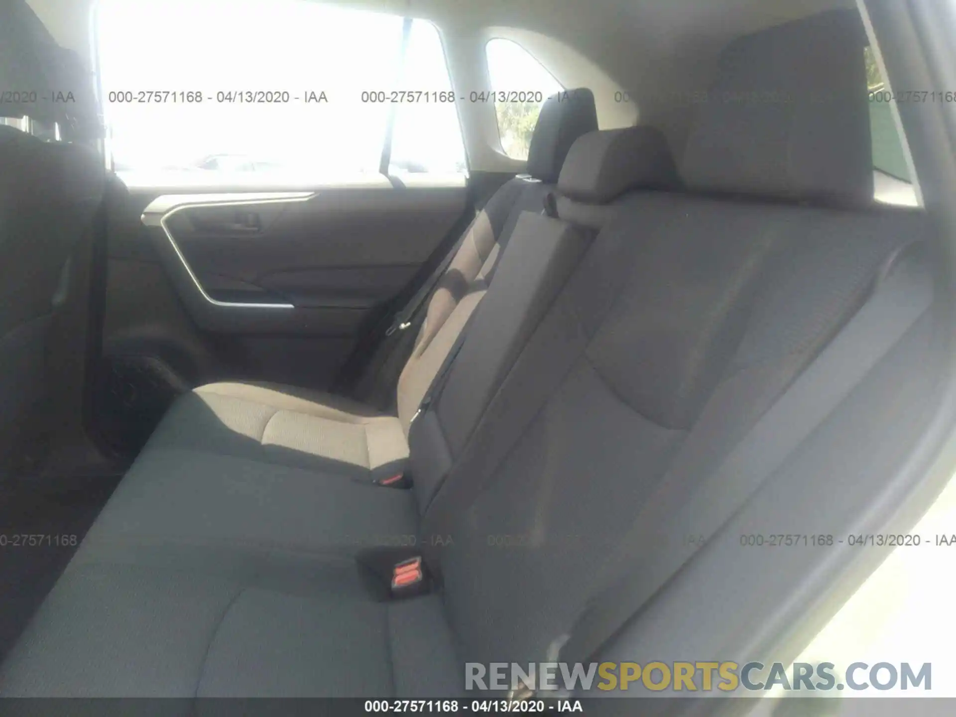 8 Фотография поврежденного автомобиля 2T3H1RFV5KW042184 TOYOTA RAV4 2019