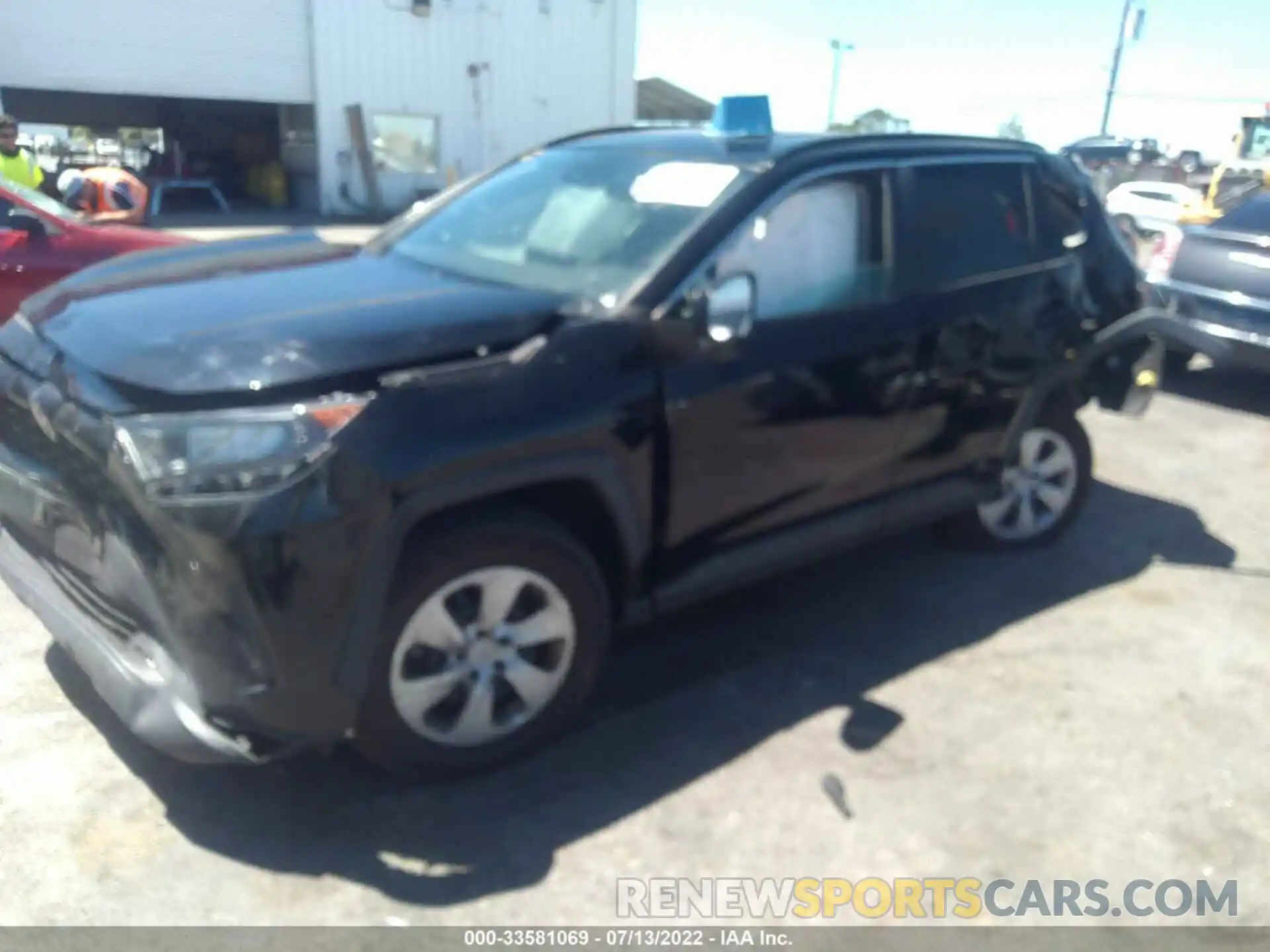 2 Photograph of a damaged car 2T3H1RFV5KW047823 TOYOTA RAV4 2019