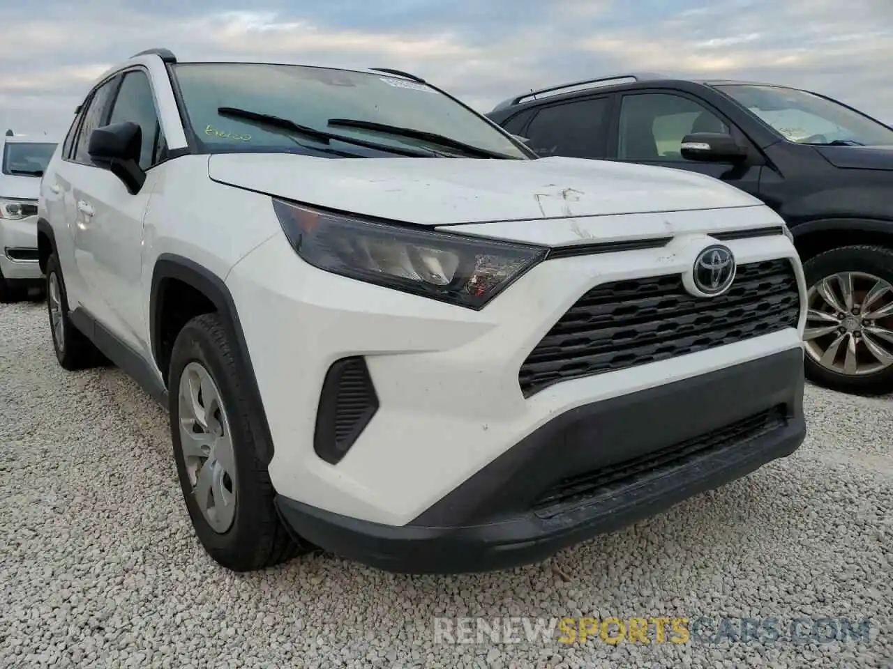 1 Фотография поврежденного автомобиля 2T3H1RFV5KW048244 TOYOTA RAV4 2019